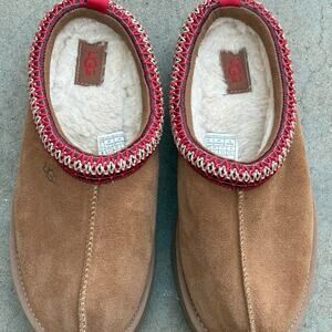 ugg tazz size 5Y chestnut